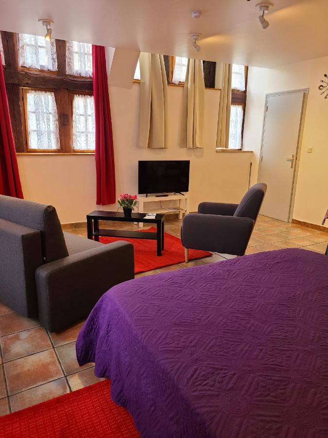 Appartement Du Vieux ทรัวส์ ภายนอก รูปภาพ